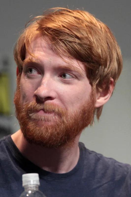 Domhnall Gleeson birth chart