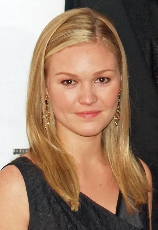 Julia Stiles birth chart